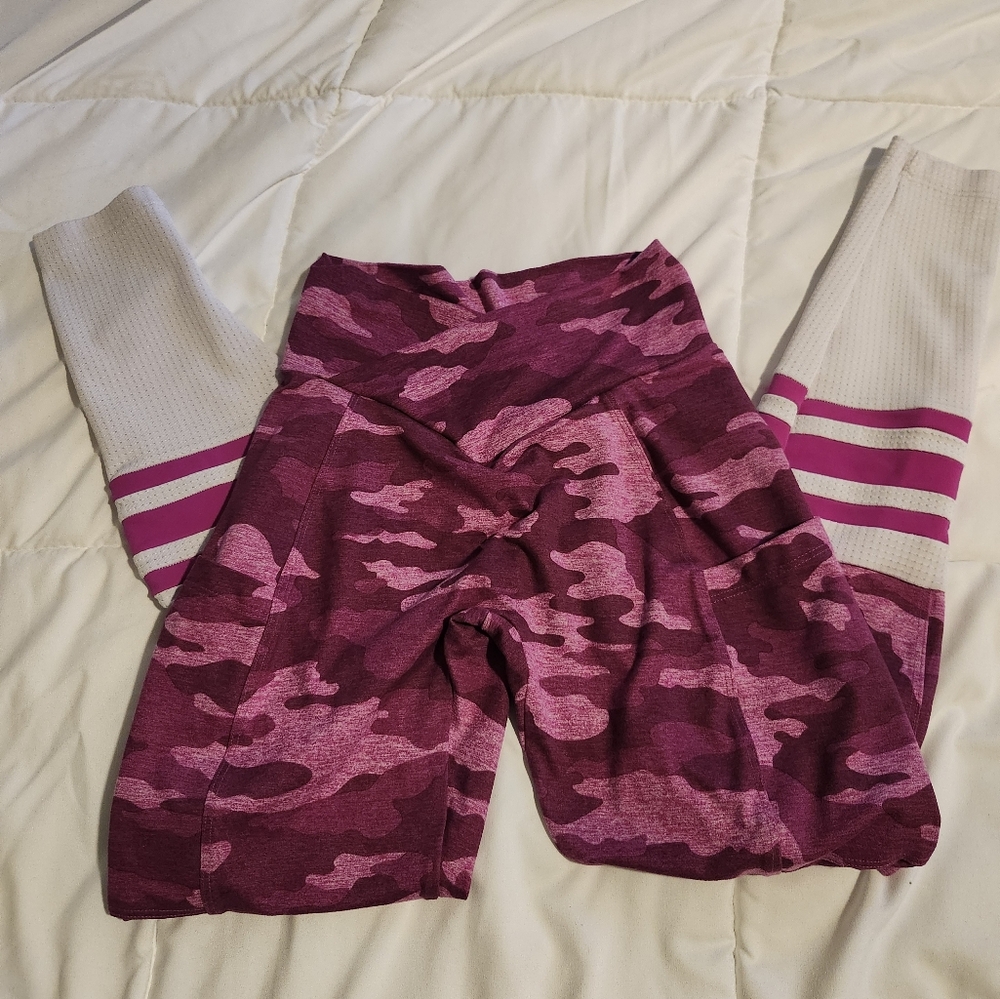Bombshell sportswear leggings